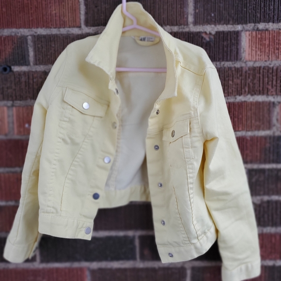 H&M Other - H&M Pale Yellow Kids Jean Jacket